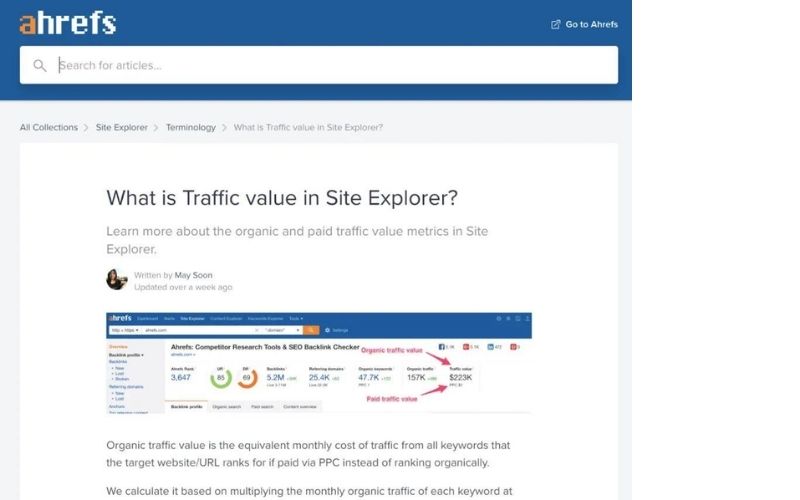Ahrefs网站页面关于“Site Explorer中的流量价值”的文章截图,包含标题、作者信息和部分内容。