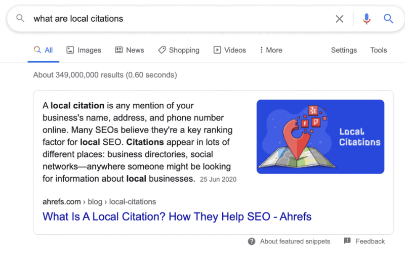 Google搜索结果页面，展示关于“什么是本地引用”（Local Citations）的解释，强调本地引用是企业名称、地址和电话号码在线上的提及，对本地SEO排名有帮助